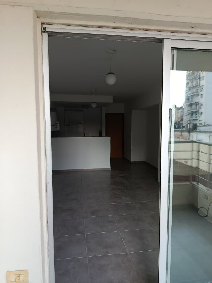 Entre Ríos 138 - Monoambiente con pileta — foto 12