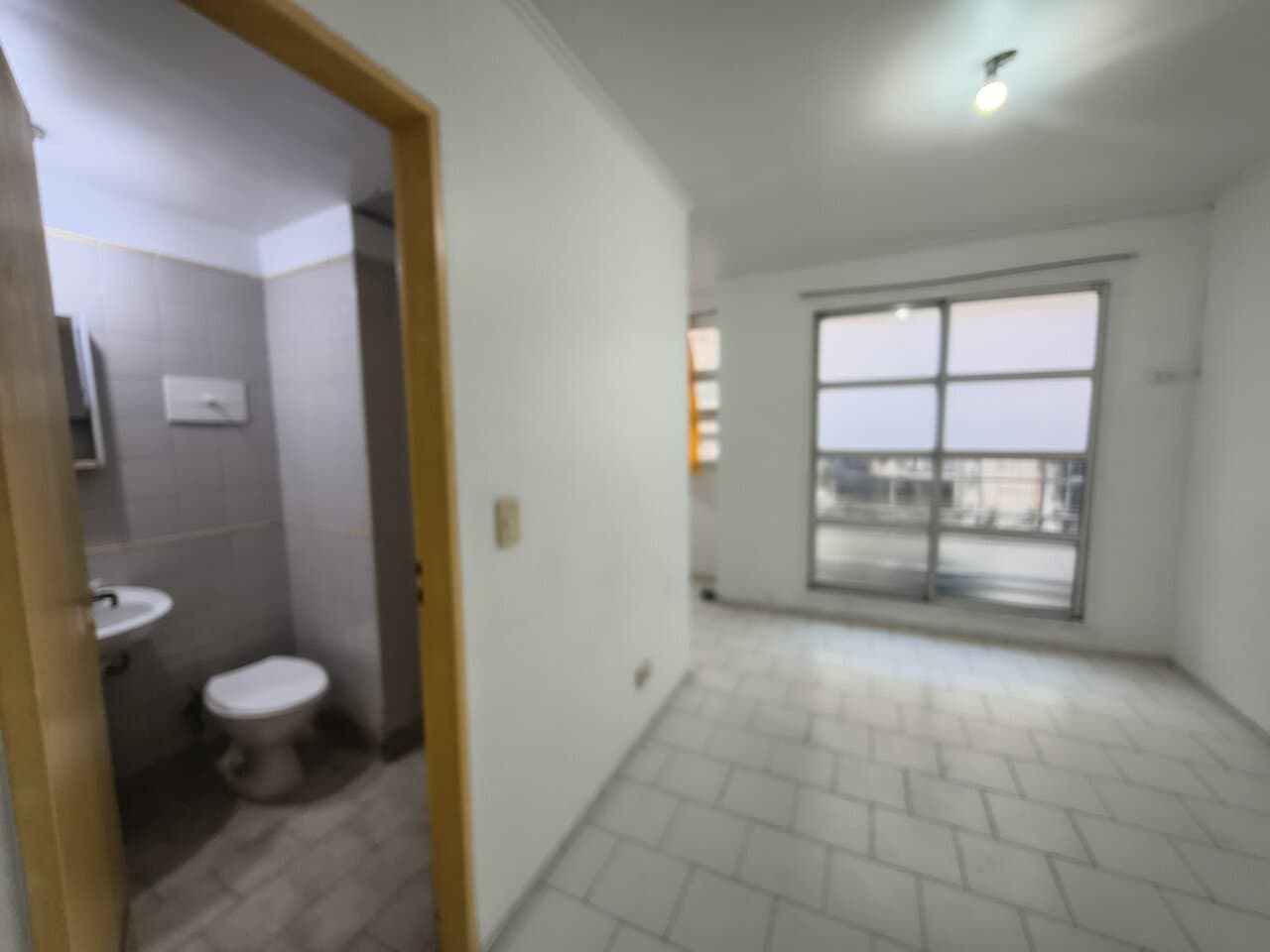 ALQUILER MONOAMBIENTE DIVIDIDO - OV. LAGOS 1061 — foto 5