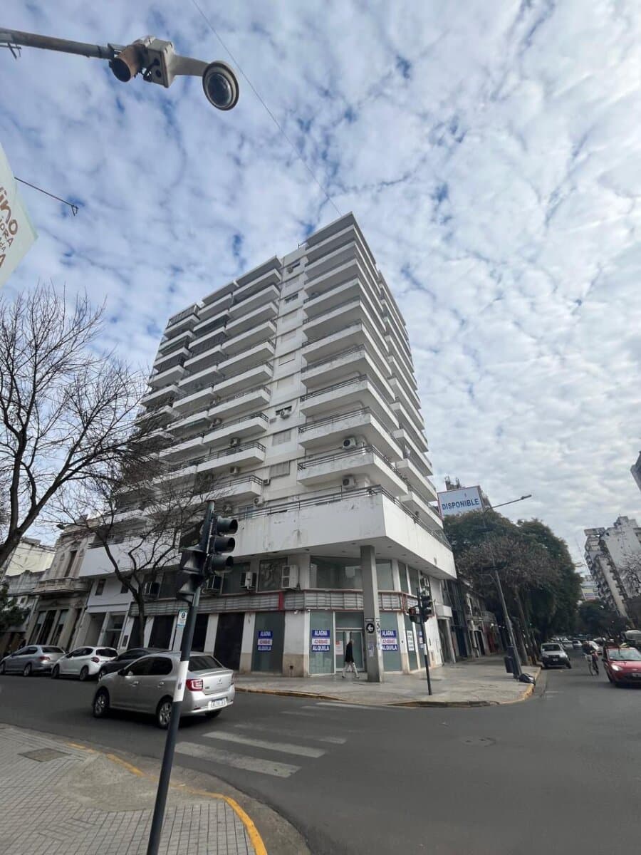 Dos Dormitorios Pellegrini — foto 2