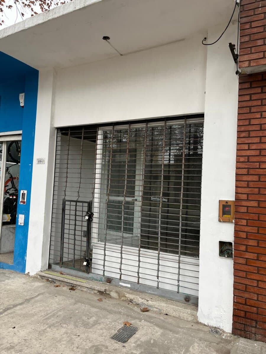 Local Comercial sobre Boulevard en Alquiler — foto 2