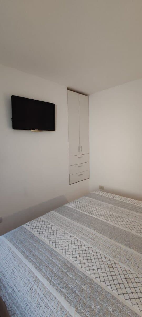 ALQUILER UN DORMITORIO DE PASILLO AMOBLADO — foto 6