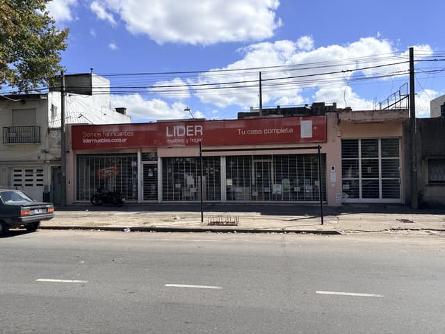 Avellaneda 2270 - Local Comercial