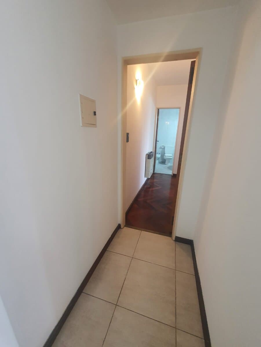 ALQUILER DEPTO DE 2 DORMITORIOS POR AV. PELLEGRINI — foto 14