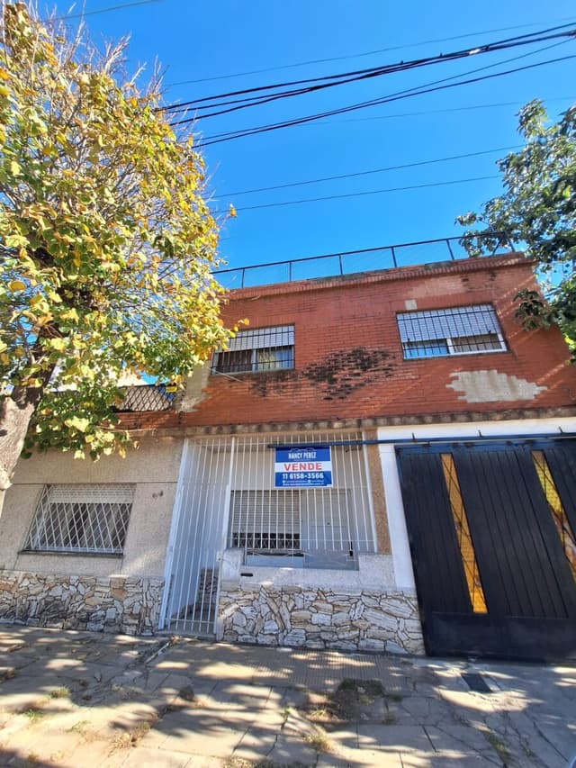 VENDO CASA 5 AMB.VILLA SARMIENTO