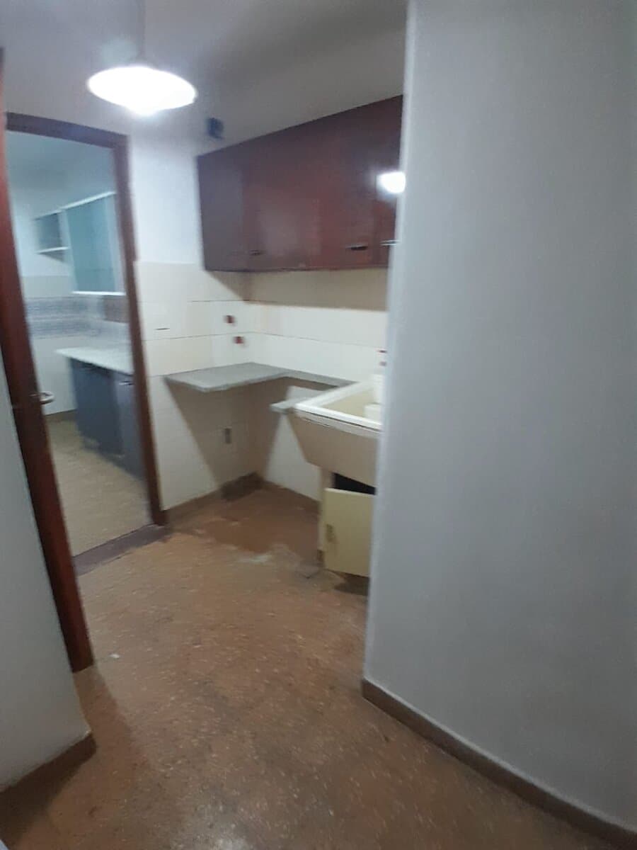 VENDO SEMIPISO 4HABITACIONES-galeria mitre- centro — foto 11