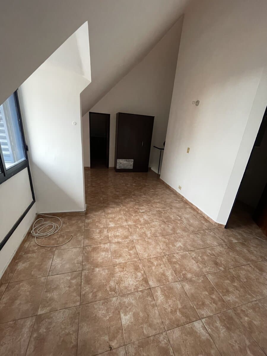 Venta Departamento Duplex 2 Dormitorios, Balcón terraza con Asador — foto 15