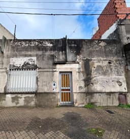 Casa a reciclar de 225 m2 - Bahía Blanca 479