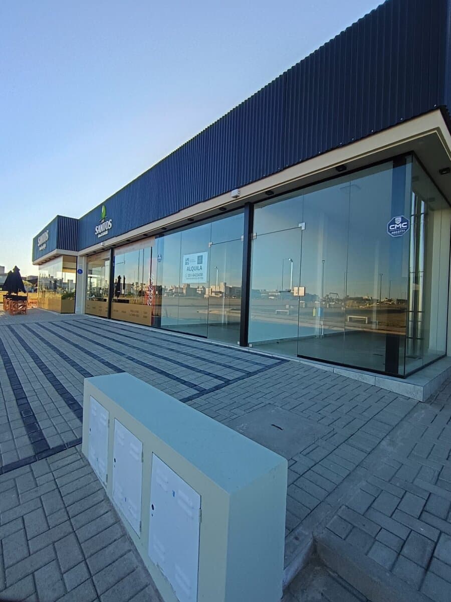 LOCAL COMERCIAL DOCTA — foto 1