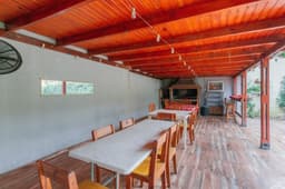Casa · En Venta · 4 Ambientes · Pileta · Quincho · Villa Udaondo