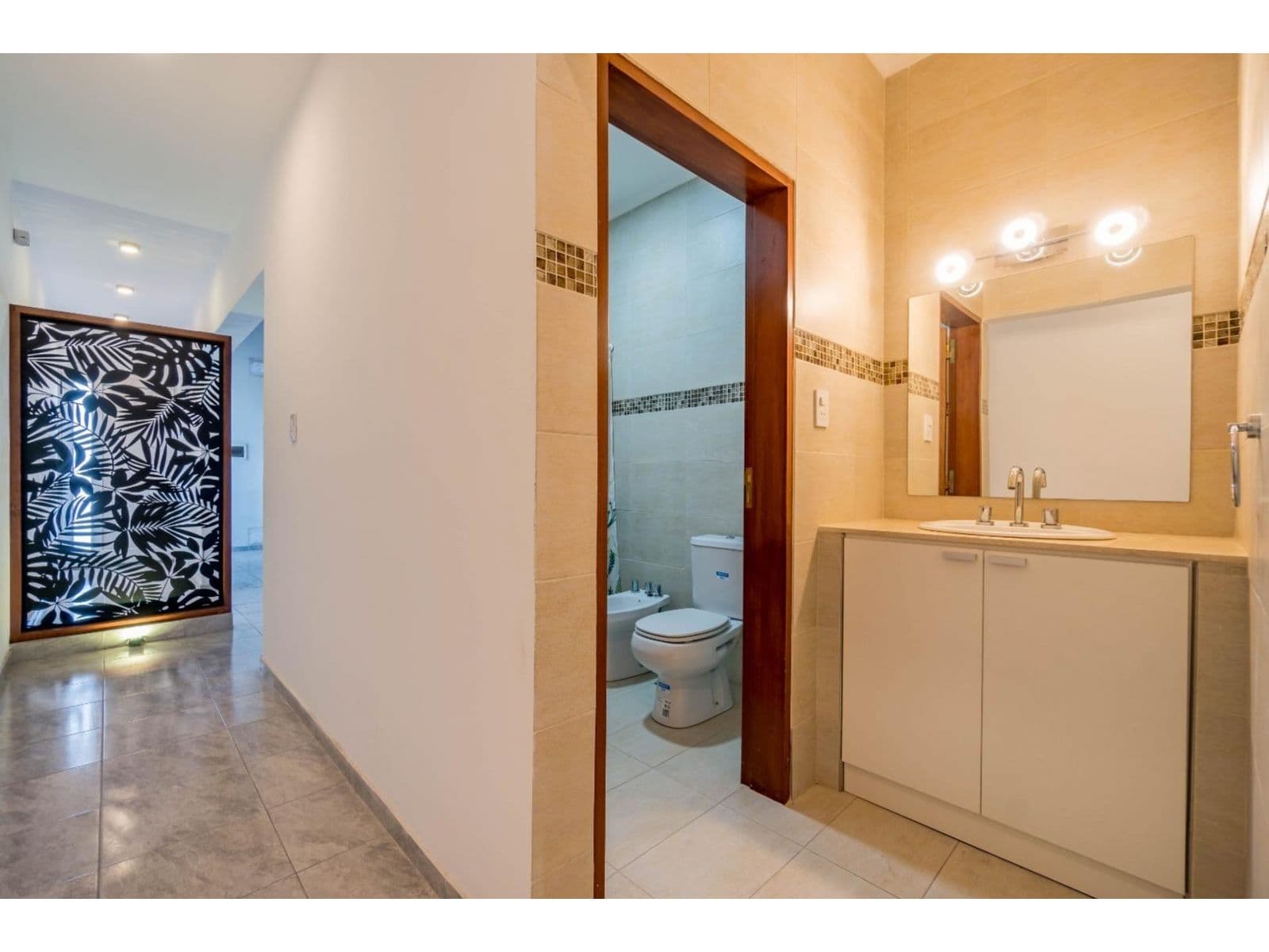 ARROYO SECO - IMPECABLE !!! Rioja N° 1033 Bis -- $ 1.050.000.- — foto 11