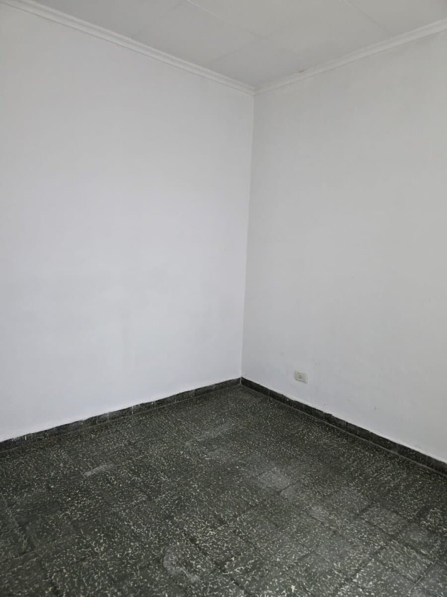 ALQUILER CASA DOS DORMITORIOS EN PLANTA BAJA MORENO 3255 — foto 9