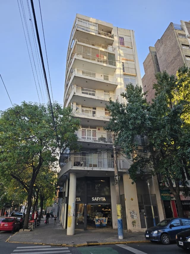 VENTA | Monoambiente con balcón en excelente ubicación! Cafferata y San Juan – Rosario, Santa Fe
