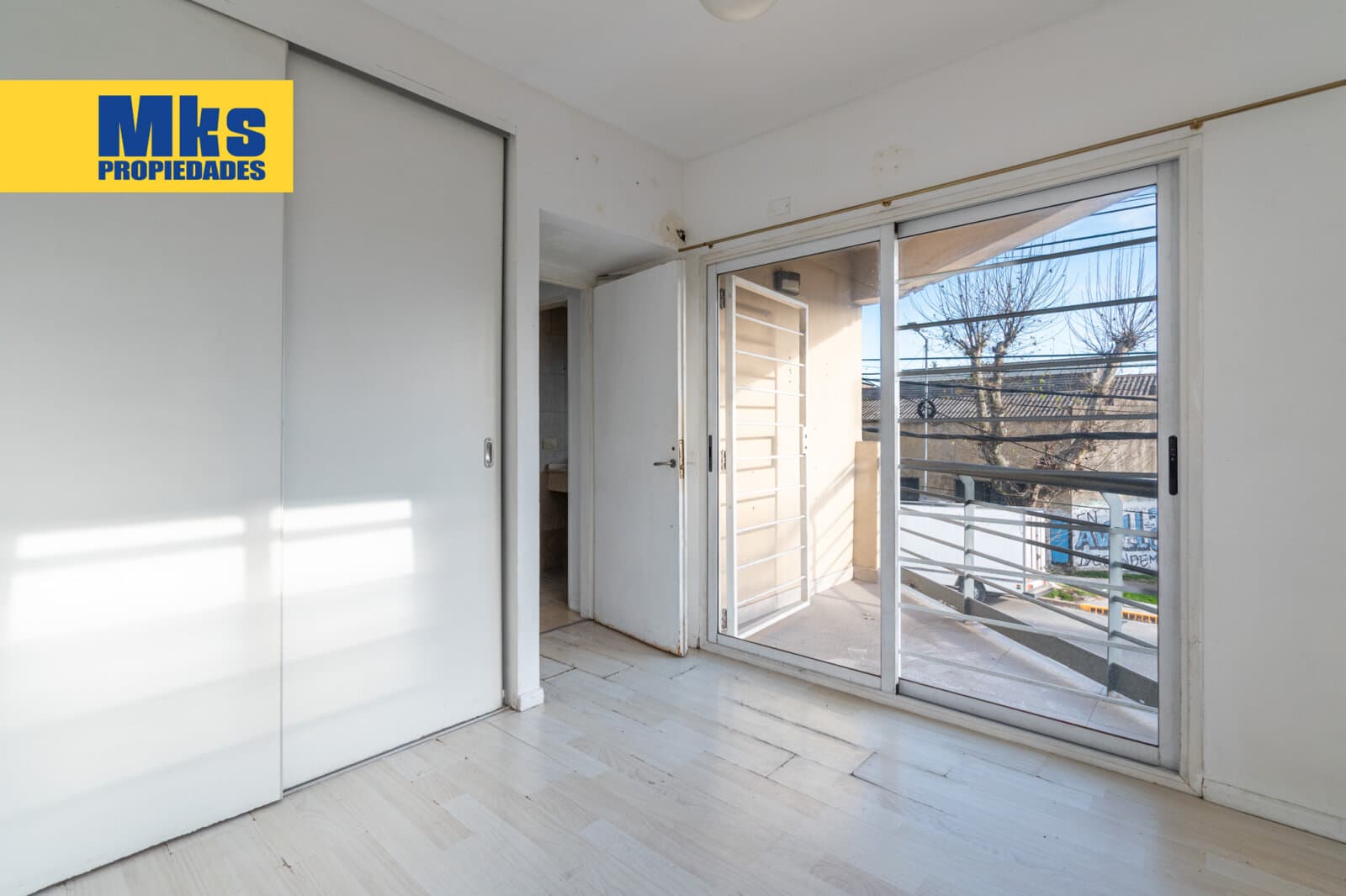 Venta. Departamento 2 ambientes. Balcon y cochera. Avellaneda. — foto 11