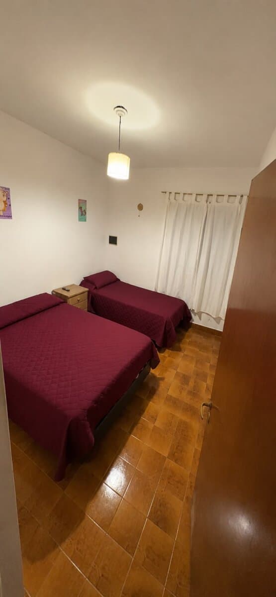 ALQUILO EXCELENTE PROPIEDAD EN QUINTAS DE ARGUELLO — foto 12