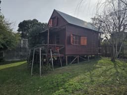 VENTA | Cabaña de madera sobre amplio terreno de 736m2! Quinto Cuartel- Victoria, Entre Ríos