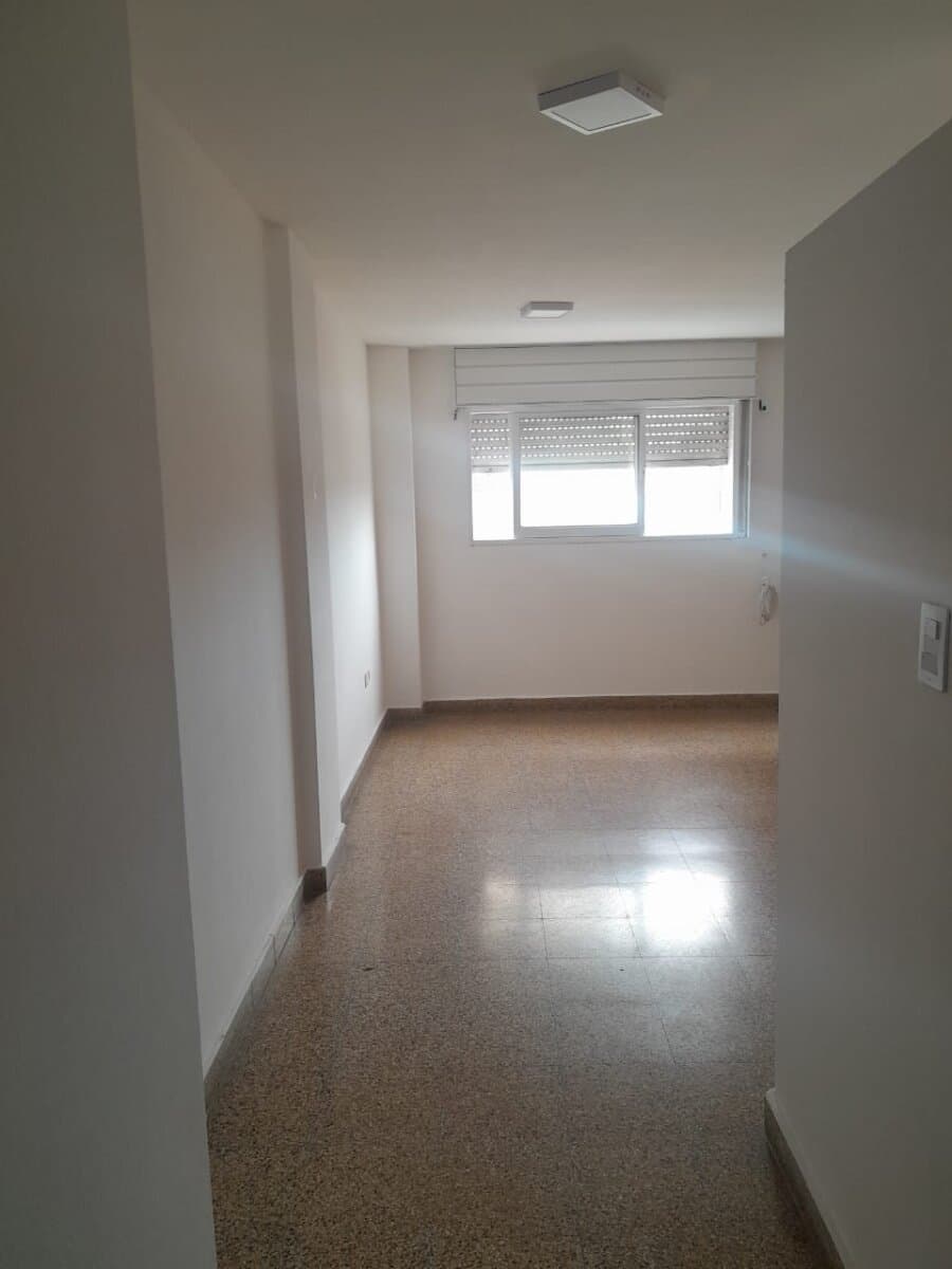 Departamento de 2 Dormitorios en pleno centro — foto 3