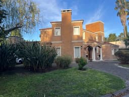 Lote Central. Pileta Climatizada. Cochera Cubierta. Barrio Cerrado St. Matthew's Pilar