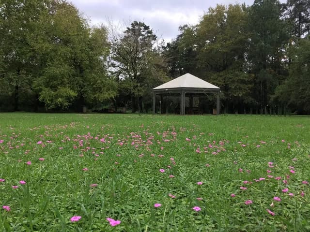 La Jimena I I I Pilar. 2 Dormitorios, Jardin Galeria Parrilla Cochera Apto Credito.