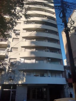 Paraguay y Pellegrini - Dpto 1 dorm