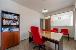 Venta 3 Oficinas con sala de espera