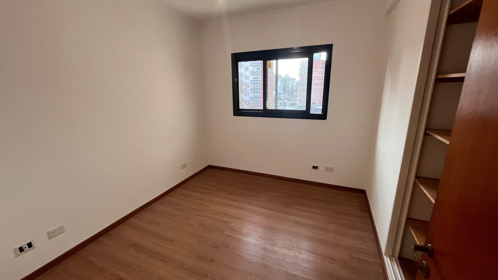 Iriondo 1344 - Semipiso de 2 dorm. con cochera — foto 12