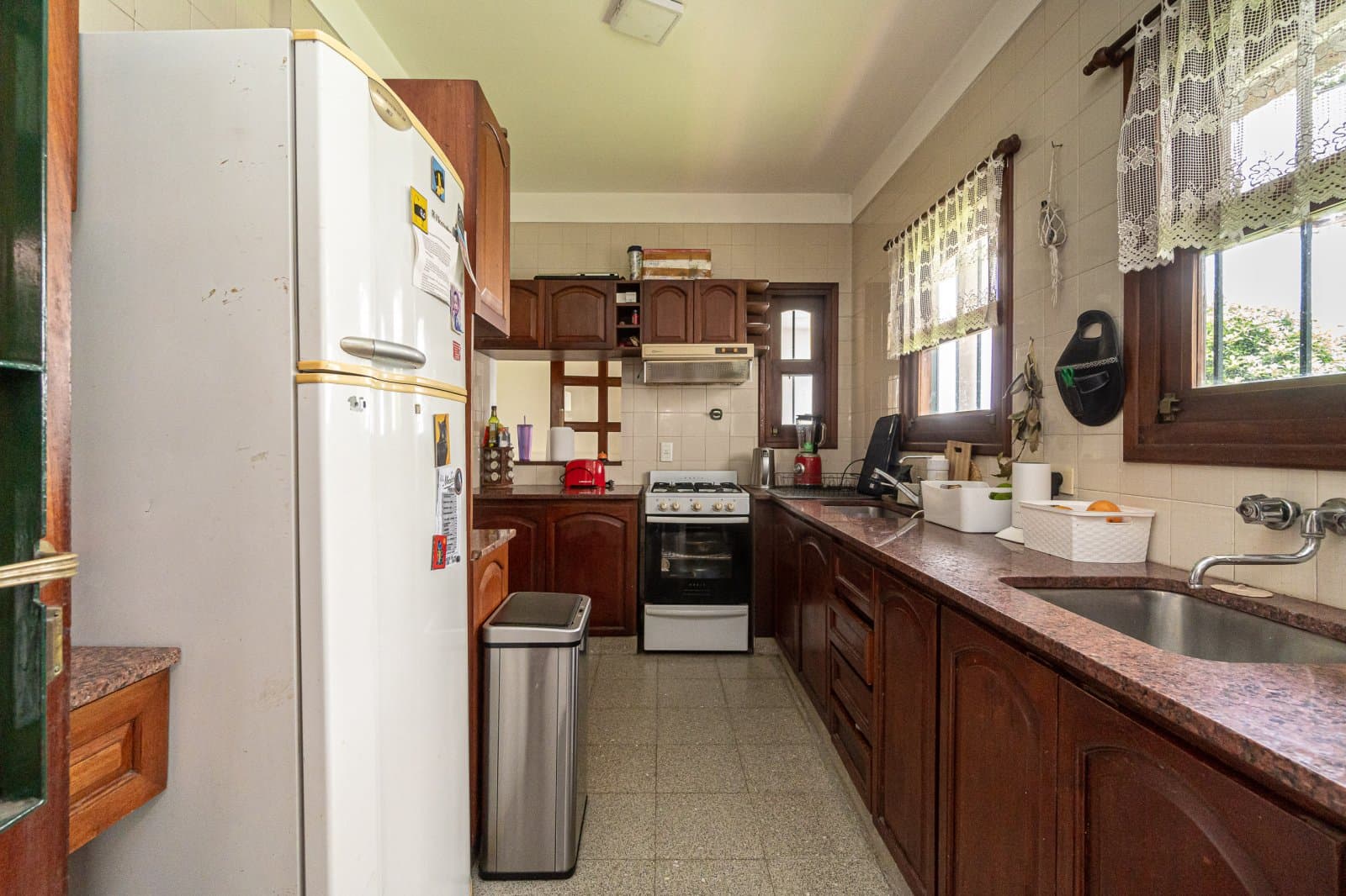 Casa - A m Parque Centenario - Jardín - Cochera — foto 15
