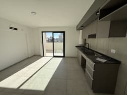 Alquiler departamento duplex 1 dormitorio y 1 escritorio en Alberdi