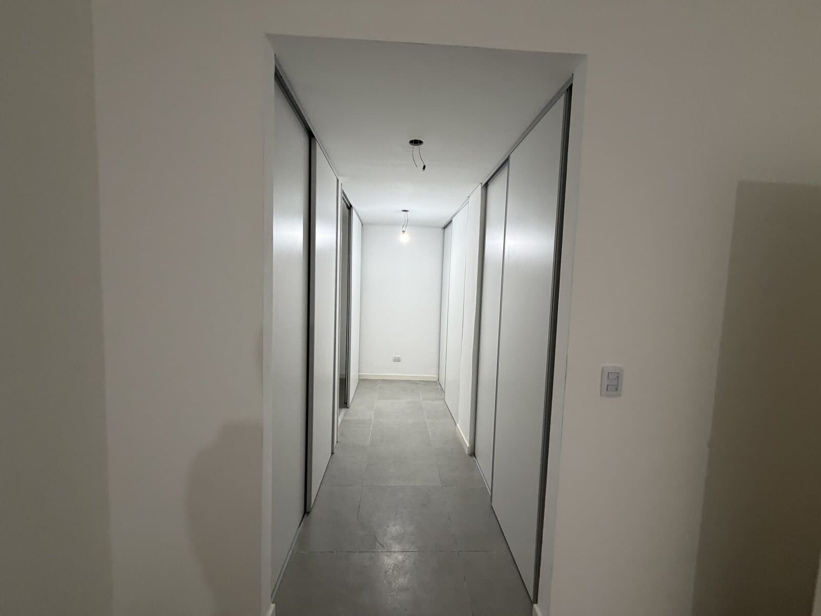 Casa de Pasillo 1 dormitorio con patio — foto 7