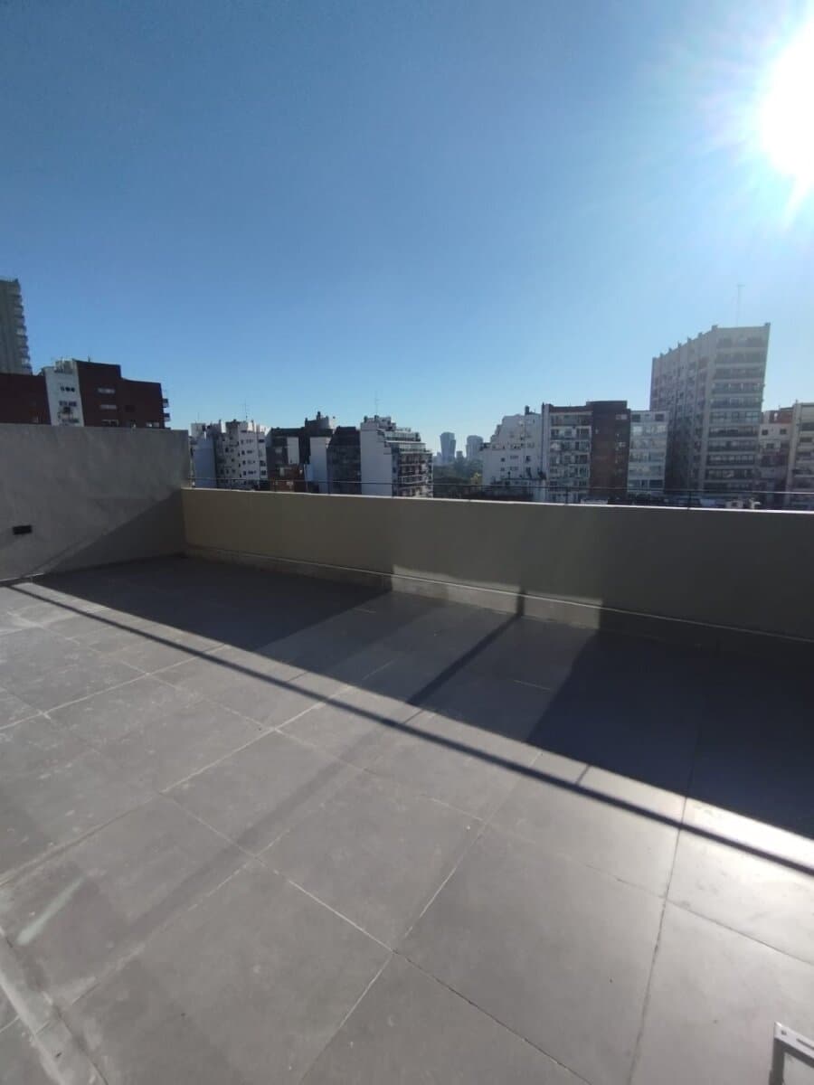 Belgrano 2 ambientes con 2 balcón terraza — foto 1