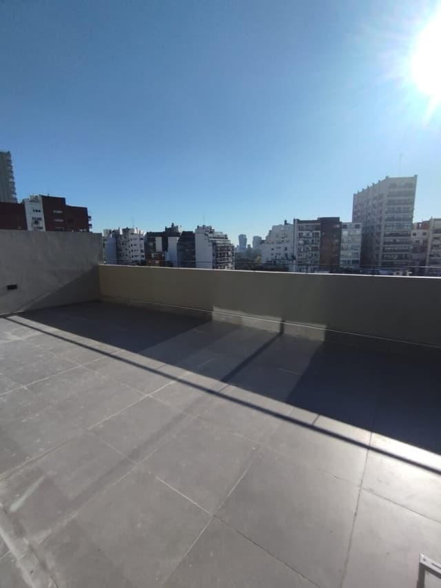 Belgrano 2 ambientes con 2 balcón terraza