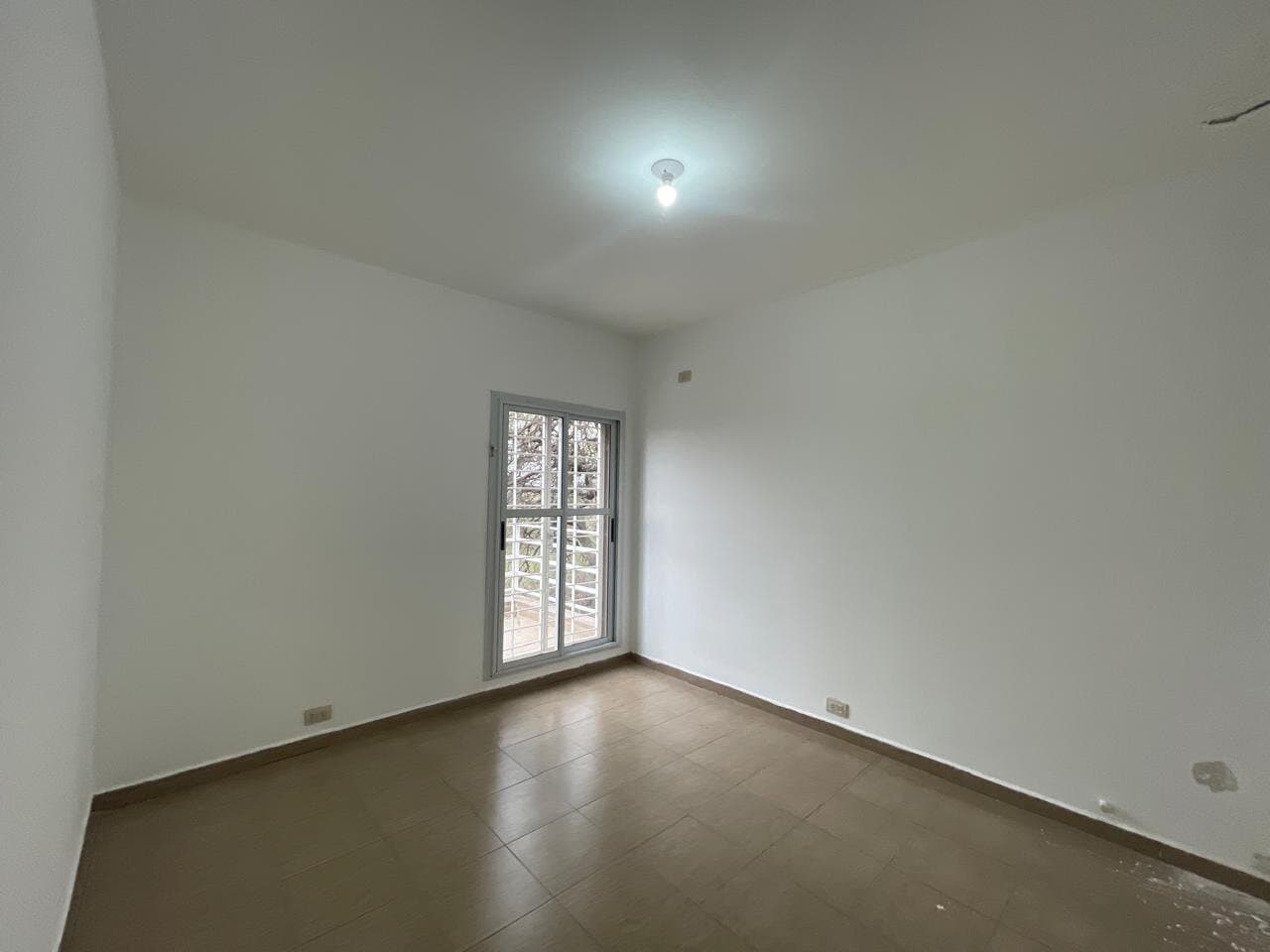 ALQUILO IMPORTANTE CASA 3. DORMIS. PROXIMA A MENDIOLAZA — foto 6