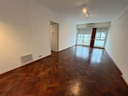 Departamento de 3 dormitorios con cochera - Pellegrini 1254