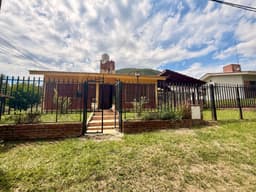 CASA EN VENTA CARLOS PAZ 2 DORM SOLY RIO CON GAS NATURAL