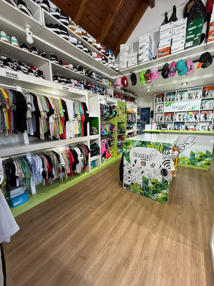 LOCAL COMERCIAL EN VENTA- FUNES — foto 4