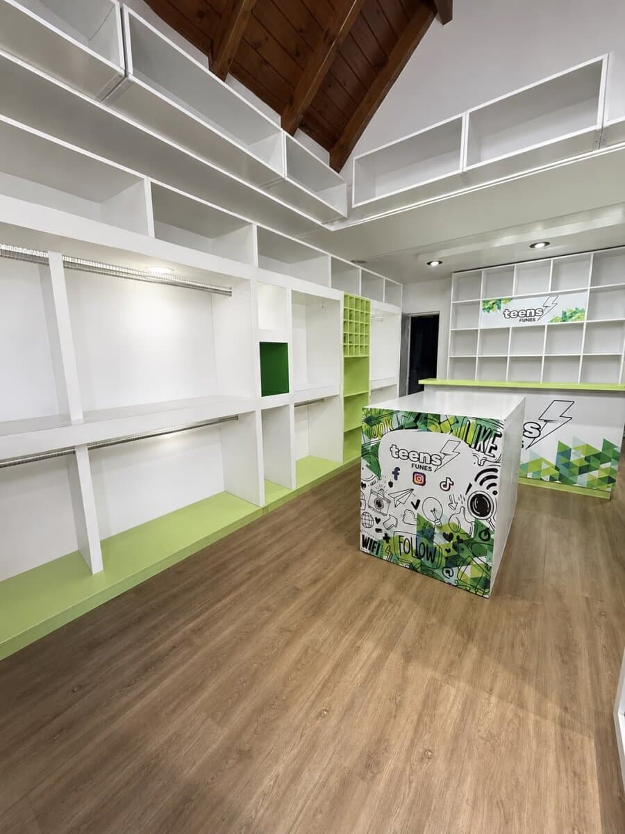 LOCAL COMERCIAL EN VENTA- FUNES — foto 9