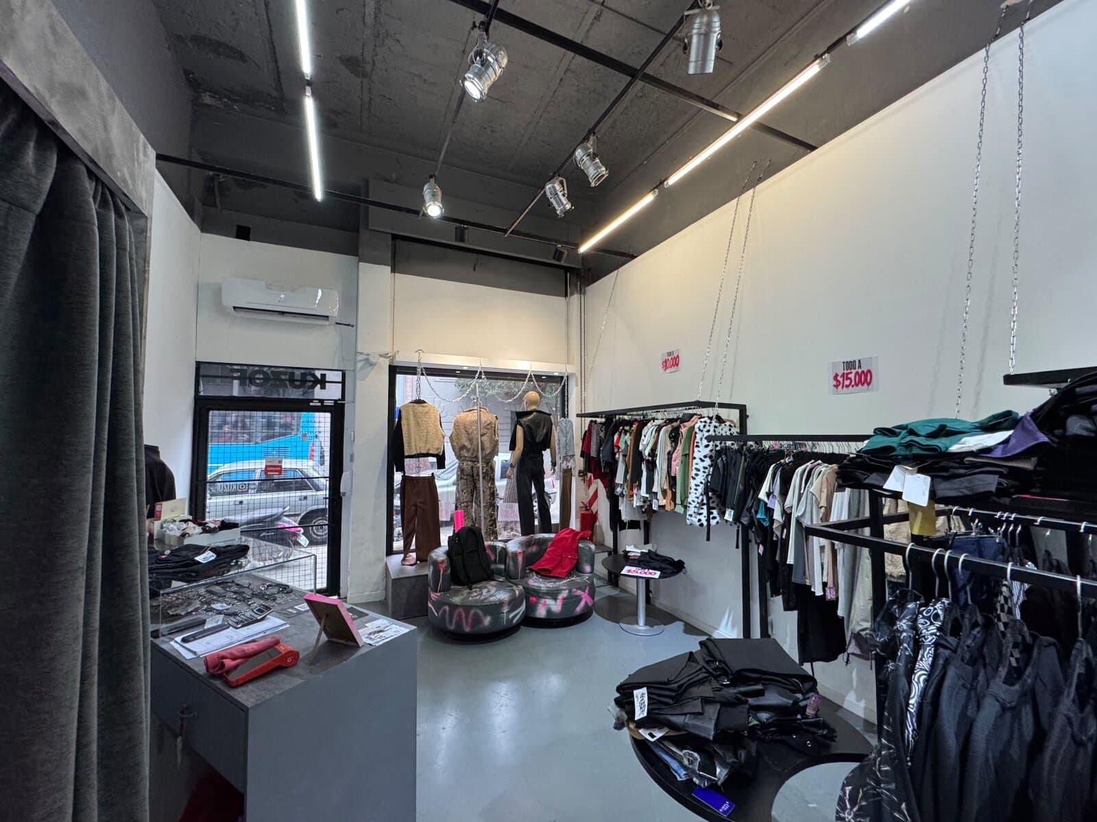 VENTA DE FONDO DE COMERCIO – RUBRO INDUMENTARIA — foto 9
