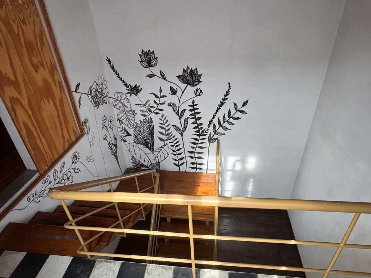 Casona En Güemes, Fines Comerciales. — foto 3