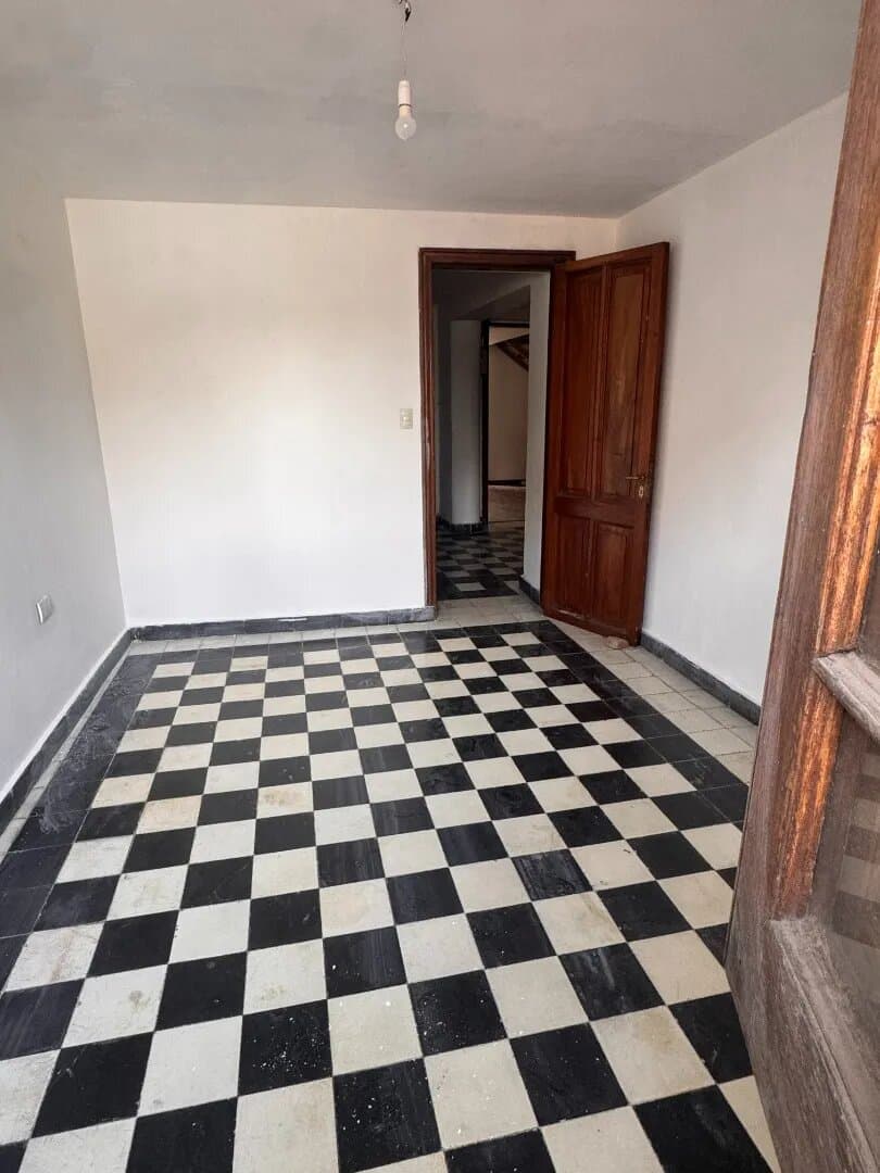 Casona En Güemes, Fines Comerciales. — foto 9