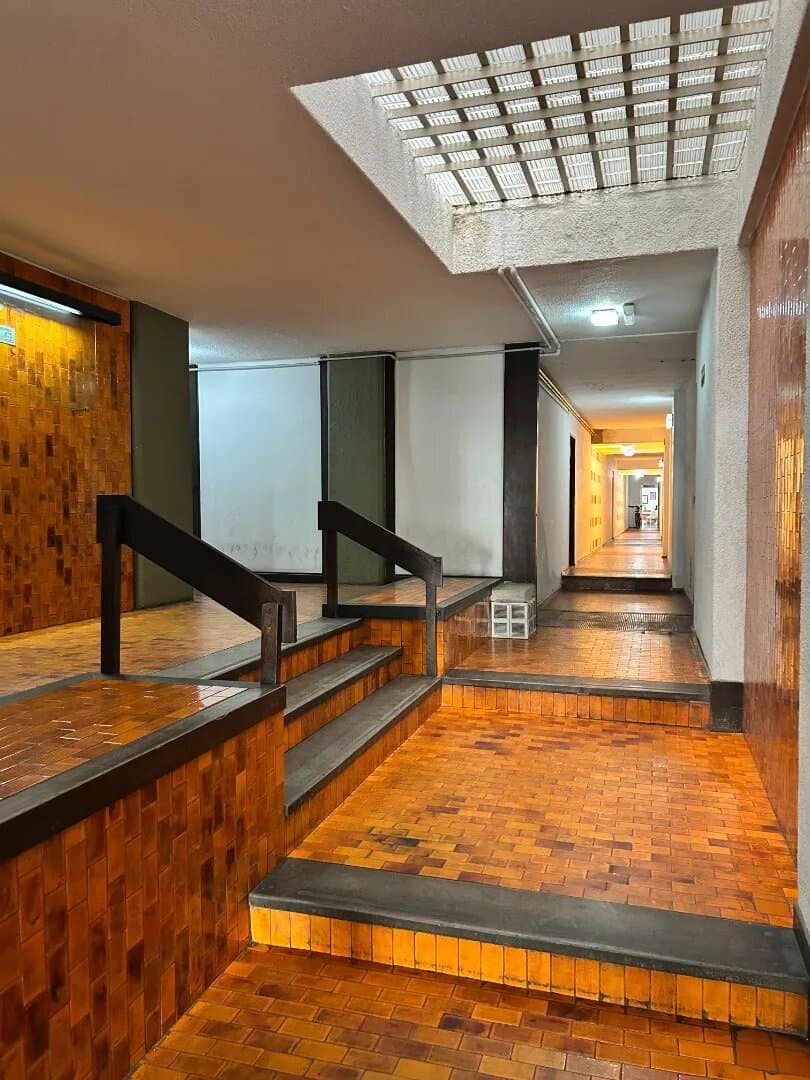 Ideal Estudio/consultorio: 2 Dorm. A 50m De Patio Olmos — foto 3
