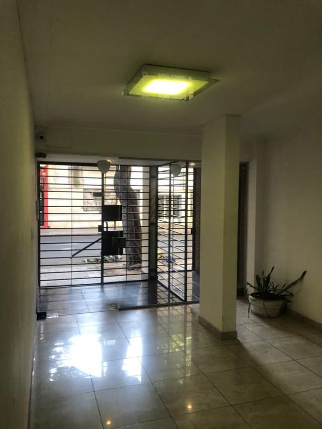 ALQUILER Montevideo 1039 DEPARTAMENTO DE UN DORMITORIO BALCON CONTRA FRENTE