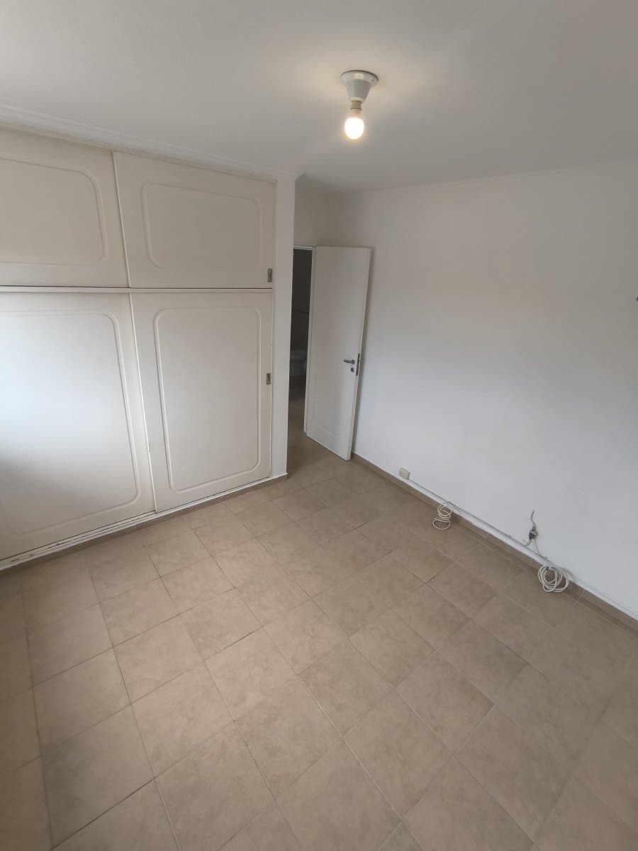 VENTA Departamento de 3 dormitorios, con COCHERA B° Villa Sol — foto 13