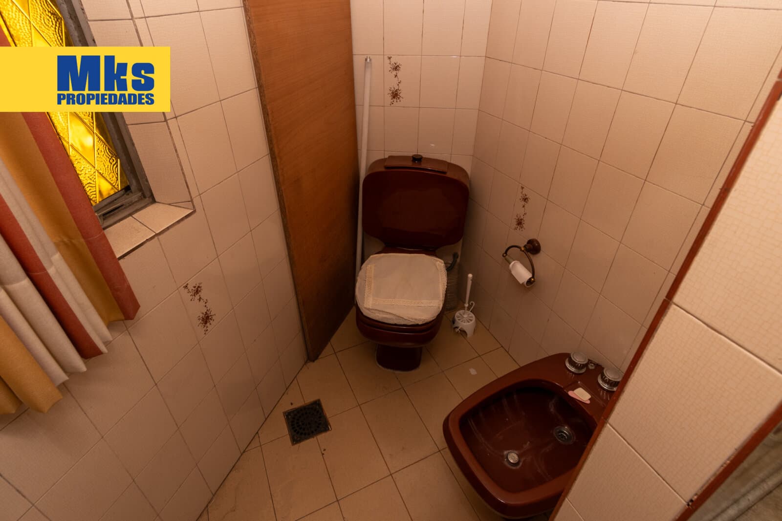 Venta. Casa. 5 dormitorios. Garaje y terraza. — foto 11