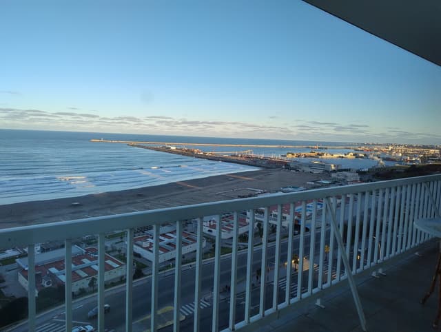 Alquiler Departamento 3 amb con balcón y cochera Playa Grande