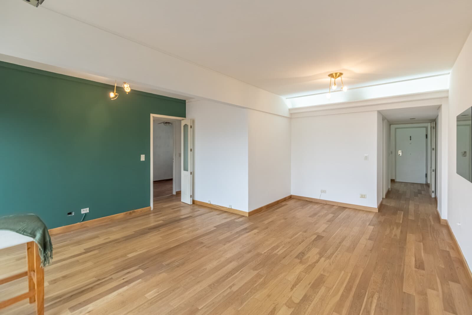 Venta - Cuatro ambientes mas dependencia - Balcon terraza — foto 9
