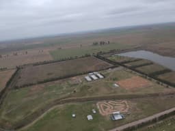 Fraccion / Campo 12 Ha. en funes
