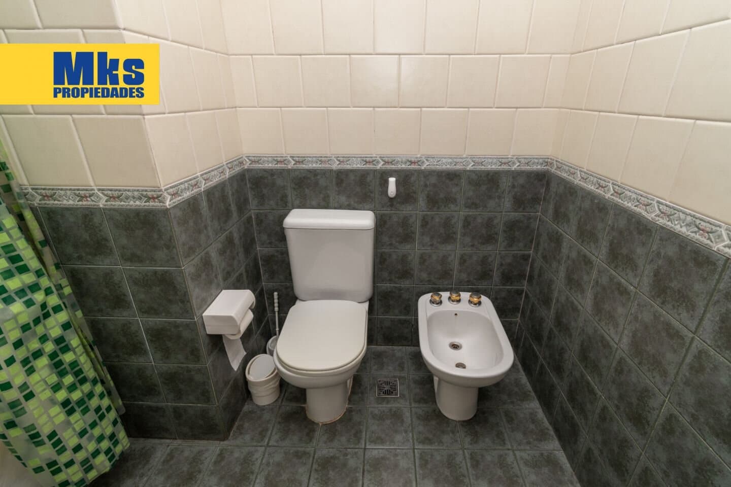 Venta Triplex. 4 ambientes.Barracas. Patio y cochera. — foto 14