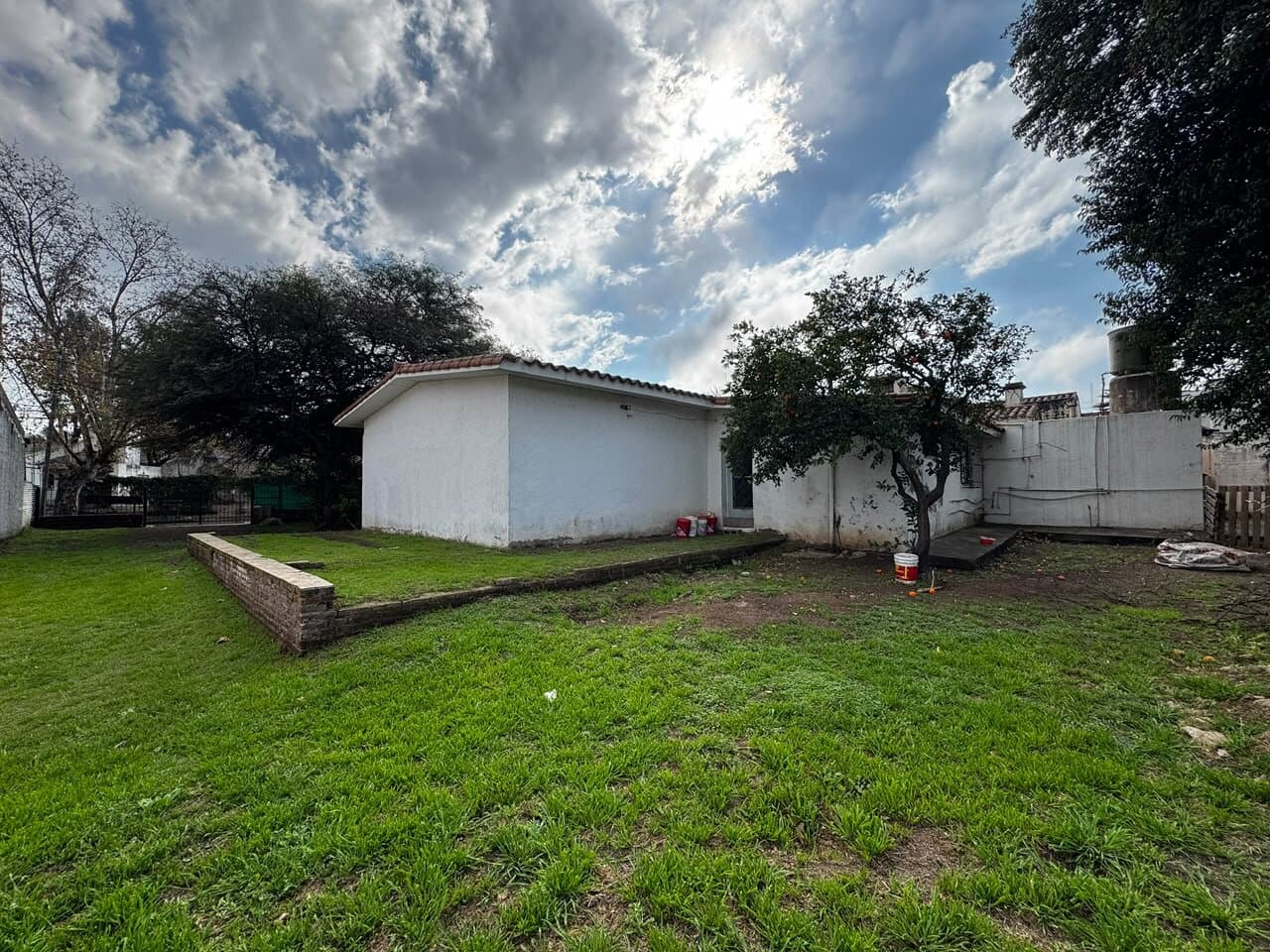 Casa 4 dormitorios- 952 m2 lote- Rafael Núñez al 6400 — foto 3