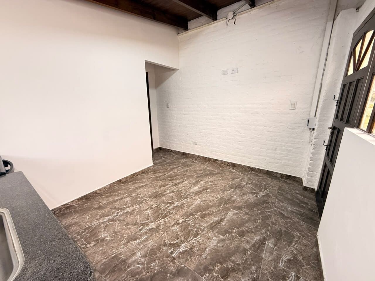 ALQUILER POR 24 MESES DE DEPARTAMENTO DE 2 AMBIENTES — foto 2