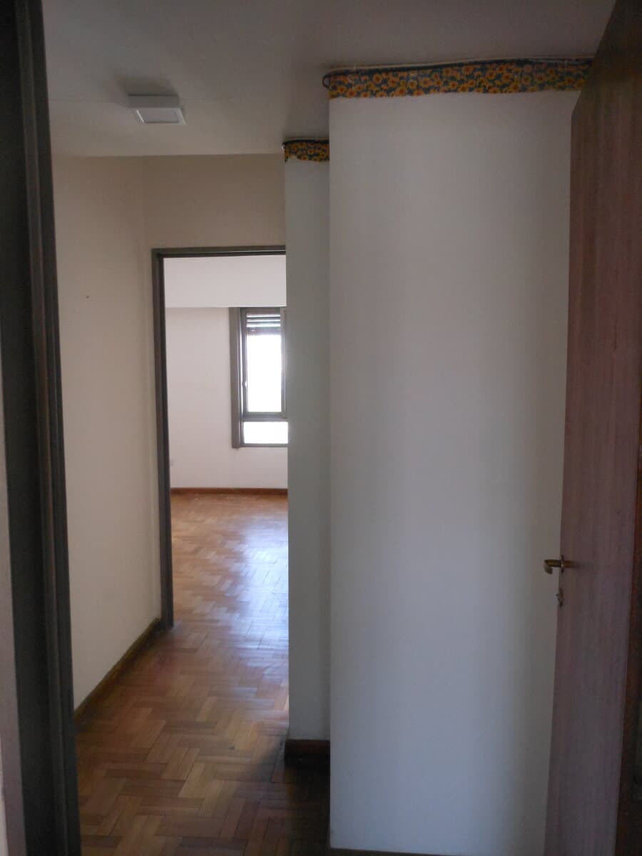 Dpto microcentro 2 dorm y balcon — foto 4