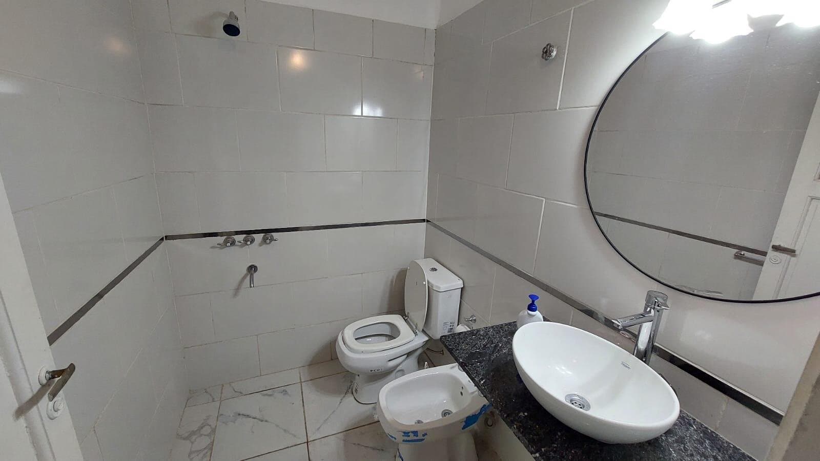 CASA DE 3 DORMITORIOS GRANADERO PRINGLES — foto 9